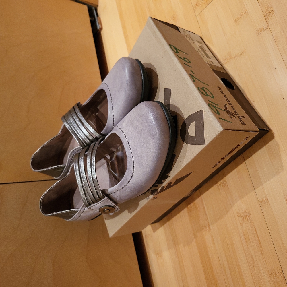 Dromedaris leather euro comfort Mary Jane women's shoes size US7.5 EU38 grey